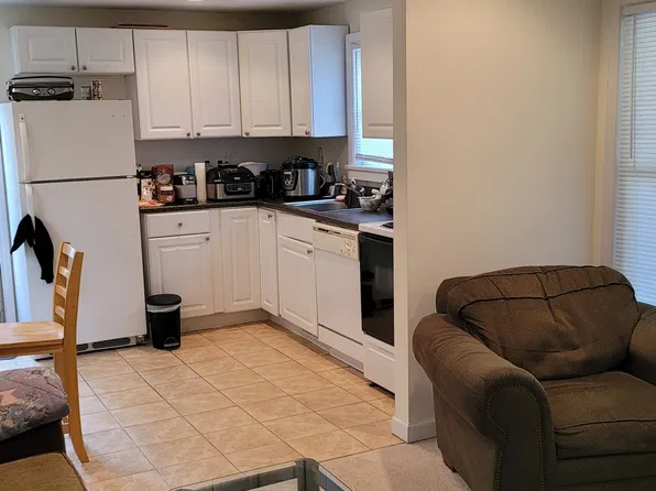 (undisclosed Address), Saratoga Springs, NY 12866