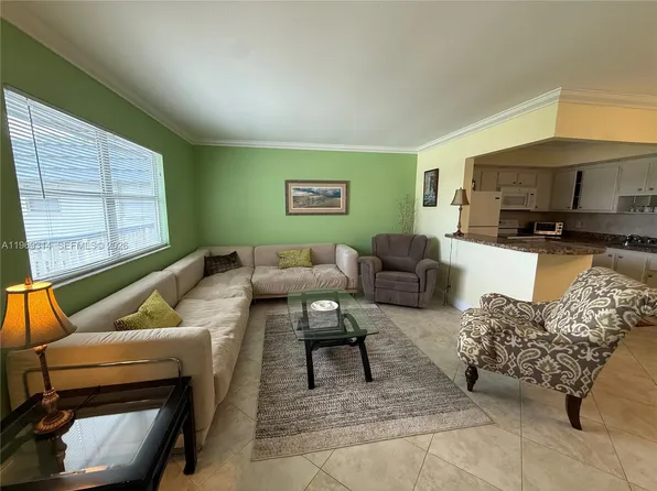 127 Tuscany Ln #127-B, Delray Beach, FL 33446