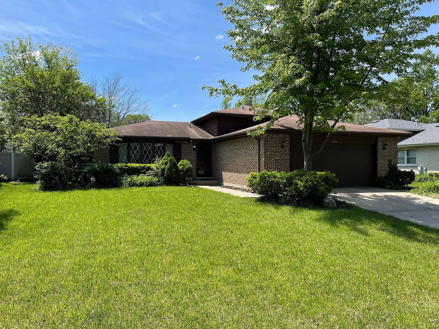 1631 Clemens Rd photo 1
