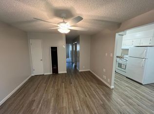 3037 N Vagedes Ave #C, Fresno, CA 93705