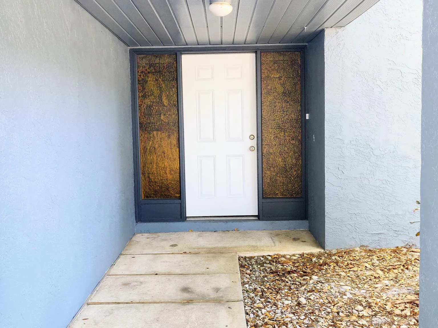 3 bed, 1407 sqft, $2,225 — Photo 2