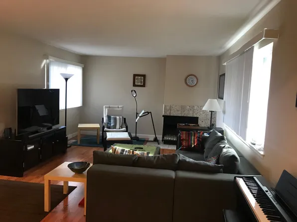 1315 Overland Dr, San Mateo, CA 94403