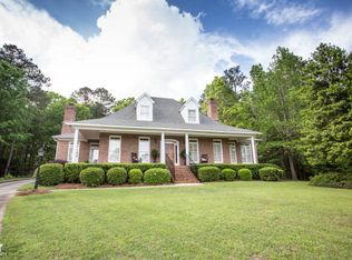 112 Carriage Lakes Ct, Macon, GA 31210