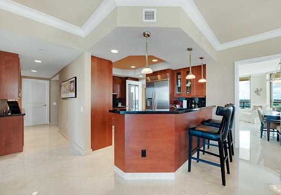 Home For Sale In The Landmark