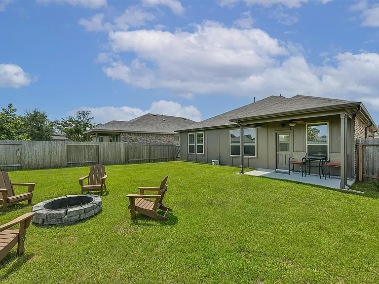 339 Friesian Ct — Photo 31
