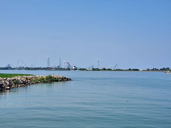 4th image of 559 Bimini Dr