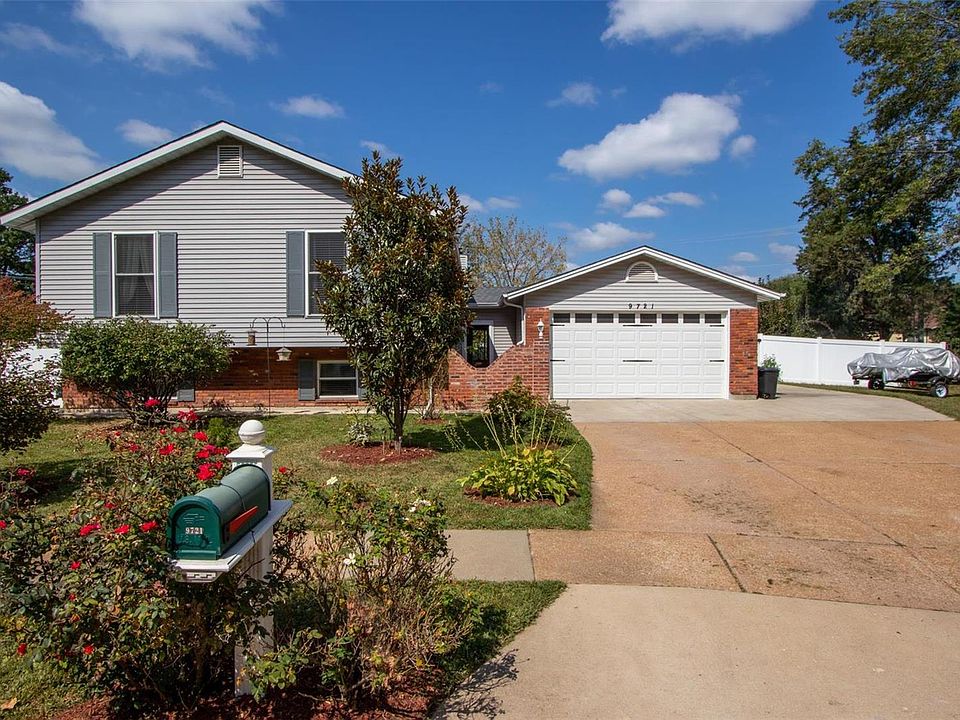 1st image of 9721 Canterleigh Ct