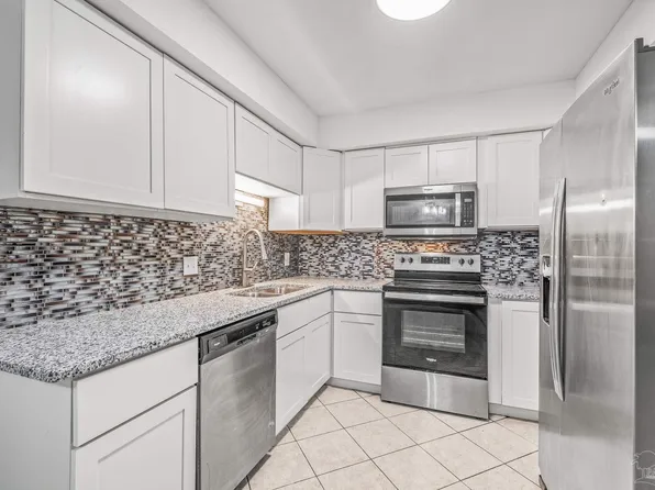2139 Schwab Ct, Pensacola, FL 32504