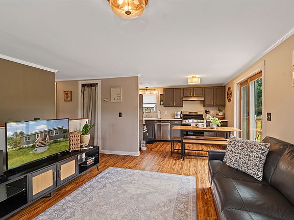 4th image of 173 Ridge View Drive