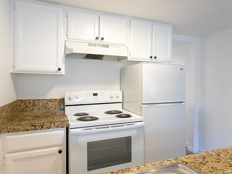 73355 Guadalupe Avenue — Photo 31