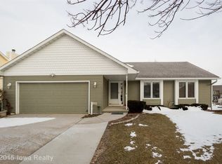209 13th St SW, Altoona, IA 50009