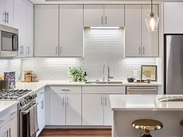 214 Hunt St #306 — Photo 4