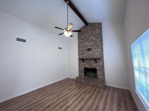 3rd image of 1209 Burchill Dr