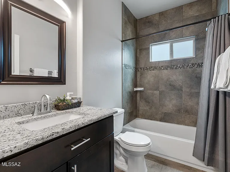 156 E Stone Ct — Photo 22