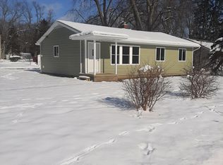 8125 Forest Beach Rd, Watervliet, MI 49098