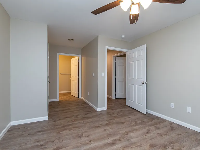 132 Alycia Dr — Photo 9