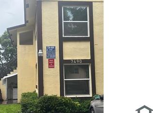 7490 SW 10th Ct, Pompano Beach, FL 33068