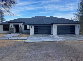 15115 Middletown Park Dr, Redding, CA 96001