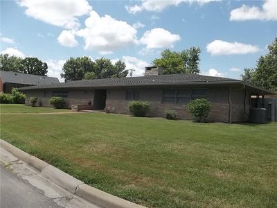 201 S Larson Ave, Chanute, KS, 66720