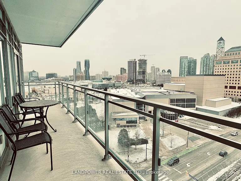 365 Prince Of Wales Dr E #1002 — Photo 20