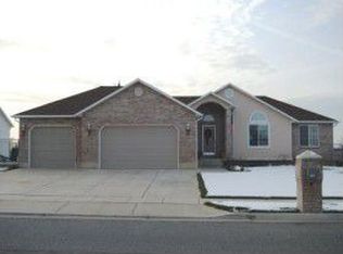 1387 N 1800 W, Clinton, UT 84015