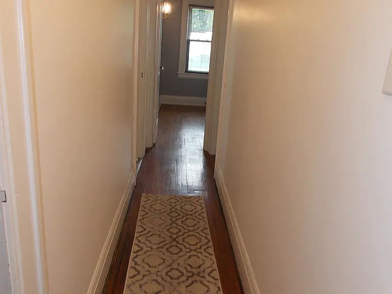 819 Cherry St — Photo 12