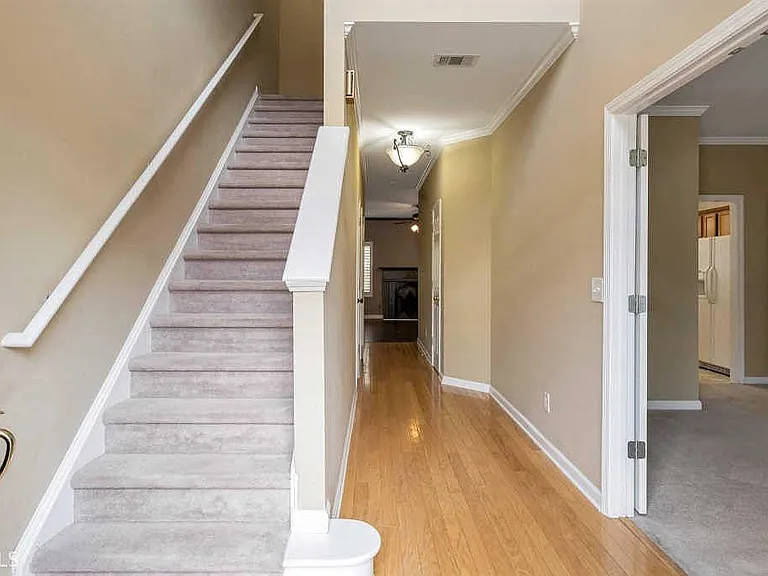 4205 Rogers Creek Ct — Photo 4