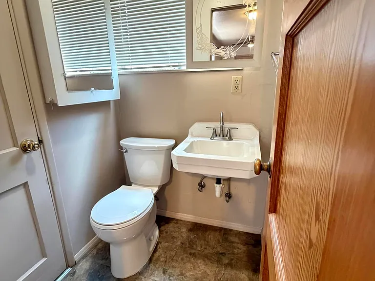 805 S Sheepshead Crossing Rd — Photo 10