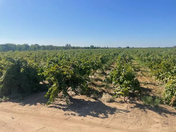6248 E Harney Ln, Lodi, CA 95240