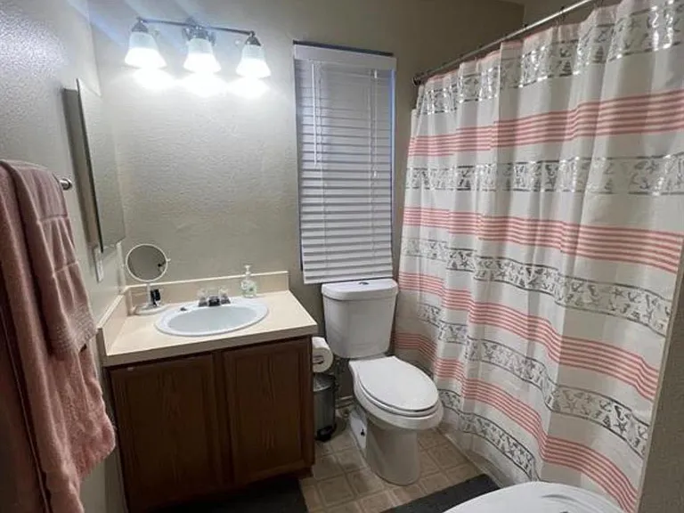 18710 Sandelford Dr — Photo 27