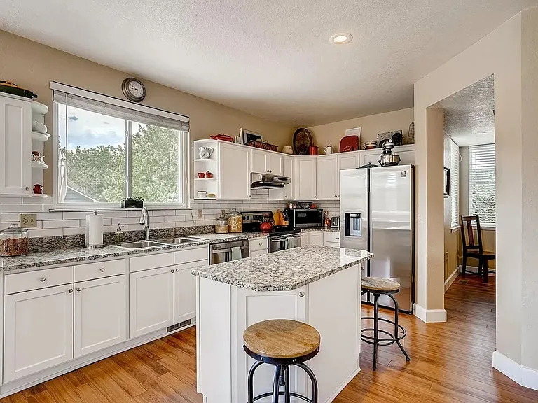 7541 Powderhorn Dr — Photo 9