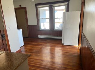 667 3rd Ave FLOOR 3, Woonsocket, RI 02895