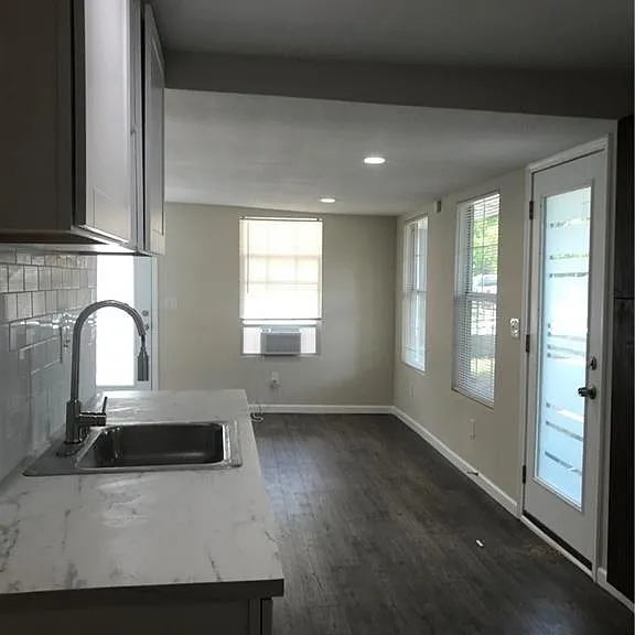 1119 Spur St #A — Photo 4