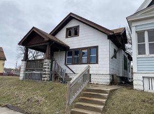 3014 N 27th St, Milwaukee, WI 53210