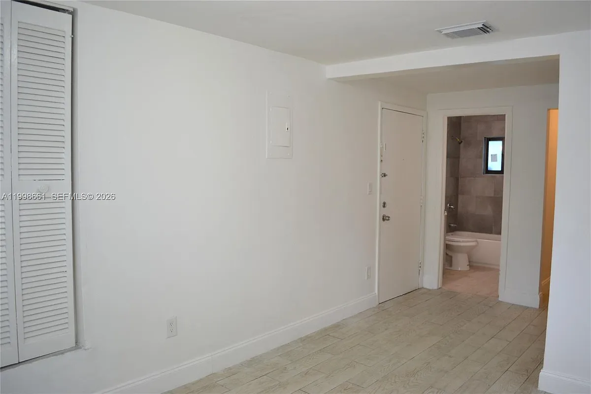 Photo 2 of 12 - 1037 SW 4th St #4 - Miami, FL Building Photo - 1037 SW 4th St #4