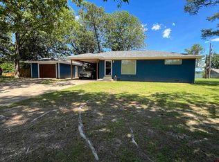 1217 N Broadway Ave, Yellville, AR 72687