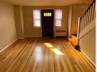 569 Snowden Rd, Upper Darby, PA 19082