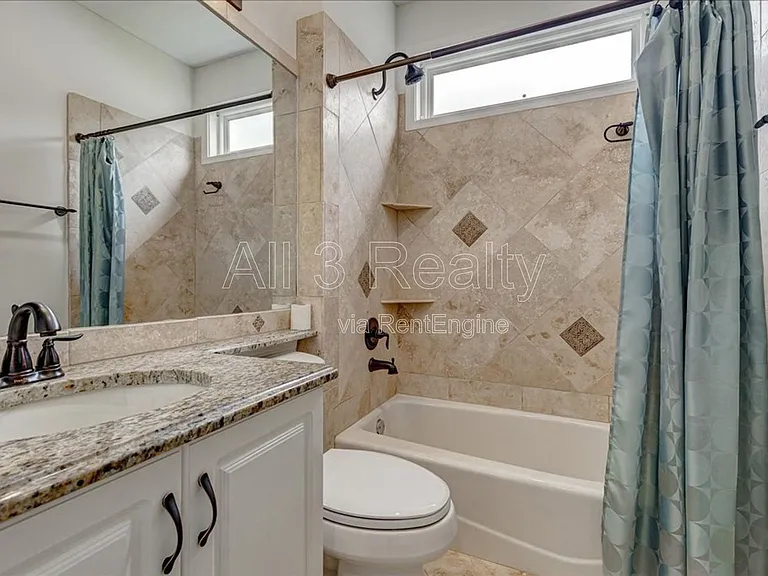 1033 Pinehurst Dr — Photo 21