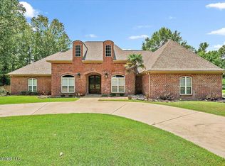 2001 Canterbury Pl W, Brandon, MS 39042
