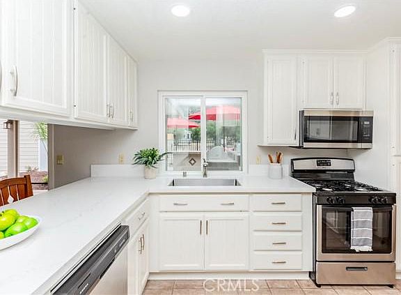 5th image of 33110 Owen Ln