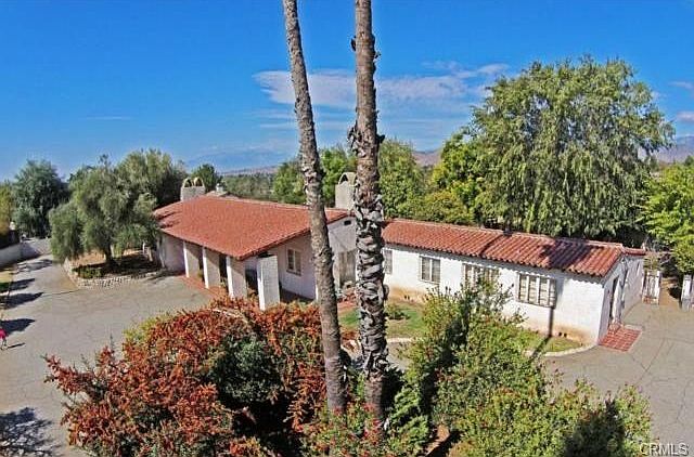1st image of 35610 Primrose Dr