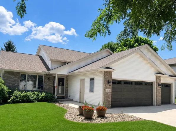 214 Coyle Pkwy, Cottage Grove, WI 53527