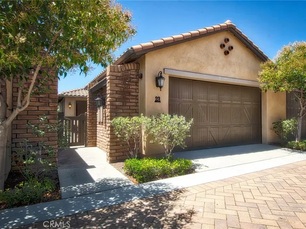 23 Galan St, Mission Viejo, CA 92694