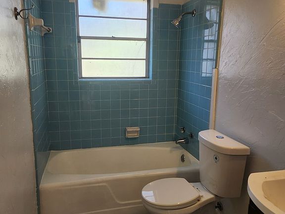 5th image of 2432 Highland Ave