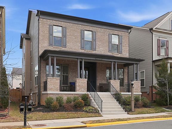 2nd image of 22912 Bubbling Brook Dr