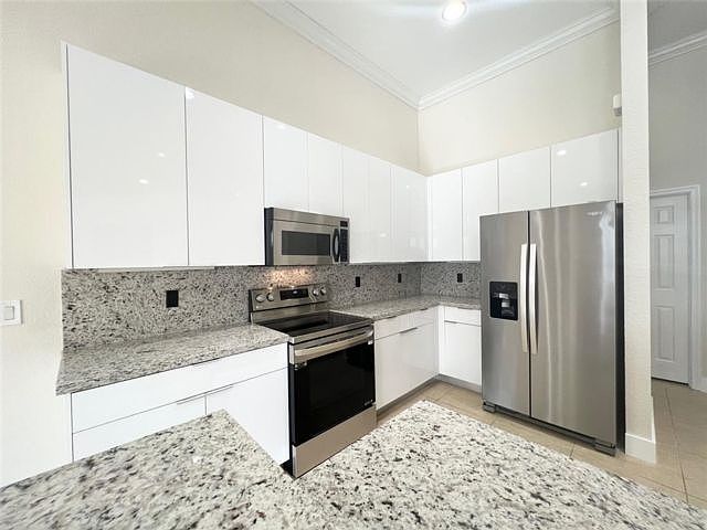1st image of 1210 Leeward Way