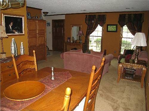 Dining Room/Living Room