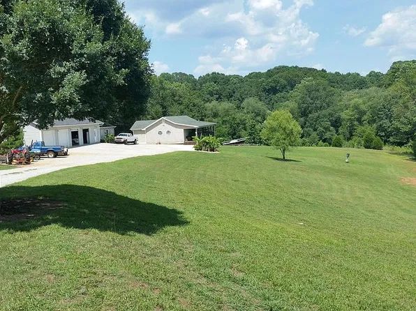 745 Moon Bridge Rd, Winder, GA 30680