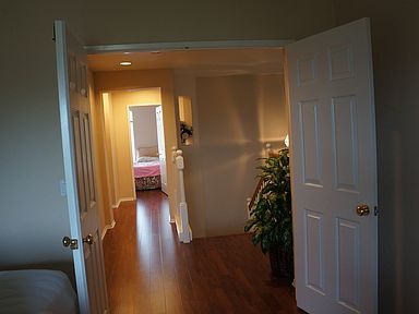 Hallway (2nd Floor)