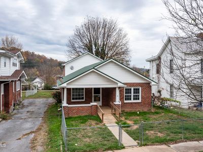 412 E Myrtle Ave, Johnson City, TN, 37601